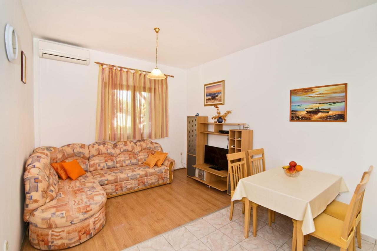 Apartment Sare Betina  Exteriér fotografie